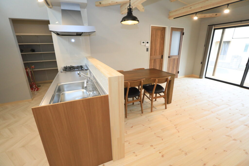 平屋で叶える、工務店ならではの心地よさと美しさが寄り添う暮らし
