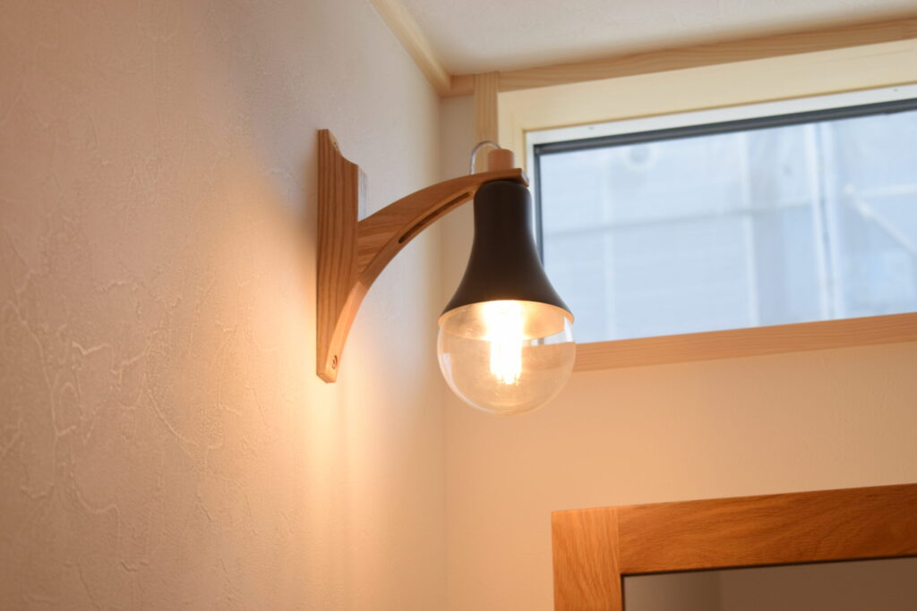 平屋建てならではの、木のぬくもりと上質に満ちた木の家